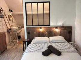 Chambre Telma 2 pers avec piscine "Mon lit au pré" Couples ou Femmes seulement