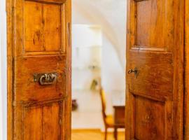 Palazzo di città Bari，位于巴里的酒店