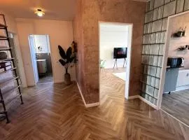 Cozy Apartment with Balcony I free Parking I WiFi