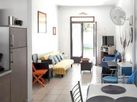 Maison de charme près de la plage à l'Étang-Salé les Bains.，位于埃唐萨莱莱班海滩的酒店