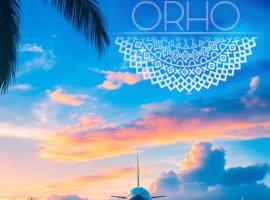 ORHO HOTEL PANAMA Tocumen Airport free shuttle highway return 15 minuts，位于Tocumen的民宿