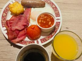 海世界旅馆，位于圣布雷拉德的酒店