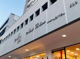 新伊瓜苏勃朗峰公寓酒店，位于新伊瓜苏的酒店