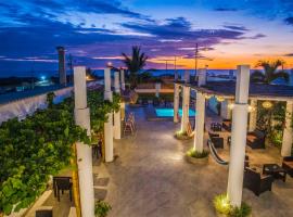 Hotel La Ría Playas，位于普拉亚斯的酒店