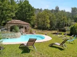 Villa charmante avec piscine privée à Montferrat - 125 m²