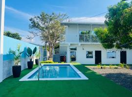 Hotel Velomares del Caribe，位于科尔特斯港的酒店