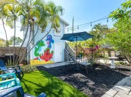 1 Mi to Lake Worth Beach Park Chic Studio