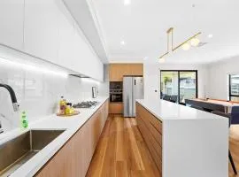 Stunning Beach Side Family Home in St Leonards