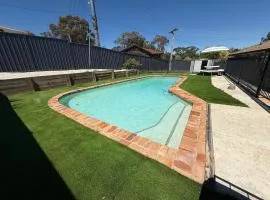 Beautiful 4 Bedroom house in Flynn canberra