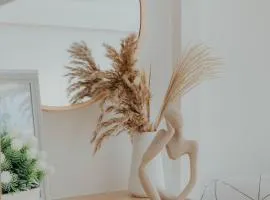 Family Friendly Stay UrbanDeca