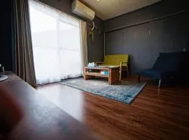 "Route 99" Balinese style room, free Swith&Netflex