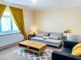 Cambridge Apartment at St Neot