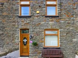 Heritage Cottage In Stunning Rhondda Valley With Amazing Views By StayStaycations
