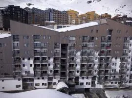 Lauzier Nook by Alpstays