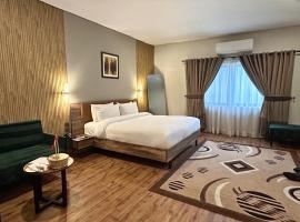 Hotel One The Mall, Lahore，位于拉合尔阿拉马·伊克巴勒国际机场 - LHE附近的酒店