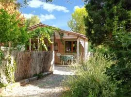 Chalet charmant à Poussan avec jardin privé et barbecue
