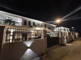 The Nest Monarchy Apartment，位于Effurun的酒店
