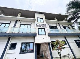 Vintage Beach House，位于Nirmal的酒店