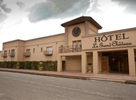 Le Grand Chateau Hotel，位于帕雷斯的酒店