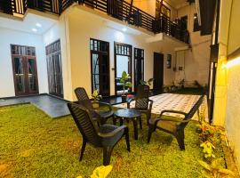 Ocean Bliss Villa Mirissa，位于Kamburugamuwa的酒店