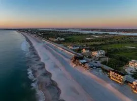 Oceanfront Oasis Beach House - Pet Friendly