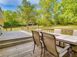 Spacious Mountain Home Retreat Near Norfork Lake!