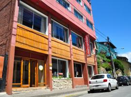 Marcopolo Inn Hostel Bariloche，位于圣卡洛斯-德巴里洛切的青旅