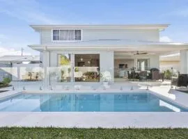 Calypso - Pool, Walk To Beach, Sawtell
