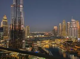 Luxury 2BR Apartment Burj Khalifa & Fountain Views