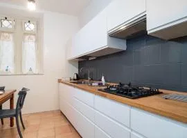 Donna Anna's House by Rentbeat