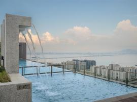 Iconic Regency Service Residences, managed by Iconic Hotel，位于峇六拜的酒店