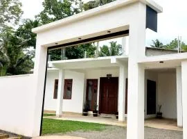 Villa Chandeepa