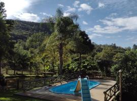 Recanto da Serra - Nova Hartz RS，位于Nova Hartz的酒店