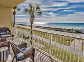 Bodacious Beach Retreat Condo in Destin，位于德斯坦的酒店