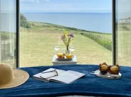 SEA BREEZE - Stunning 6 Bedroom Eco Home with Sea Views