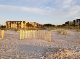 Seawatch at Island Club