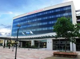 图库曼希尔顿花园酒店