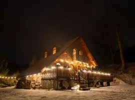 Forest Camp Dom w Górach Sowich