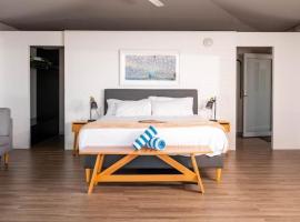 Discovery Resorts - Rottnest Island，位于罗特内斯特岛的酒店