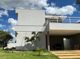 Casa de Campo na Represa, Rivieira de Santa Cristina III，位于Itaí的酒店