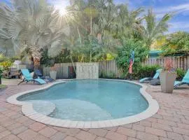 Kiki 4 - Men's Clothing optional Guest Houses