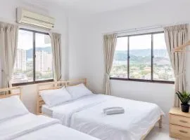 Eastern Apt, Jelutong