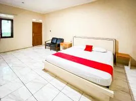 RedDoorz Syariah near Jalan Dieng 6