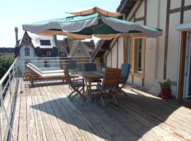 Appartement-terrasse parking privé Meublé de Tourisme 4 étoiles，位于贝尔福的低价酒店