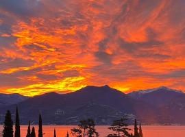 Postcard view 3 minutes walk from the lake，位于梅纳焦的酒店