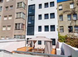 Urbanfive apartamentos Ourense centro，位于奥伦塞的酒店