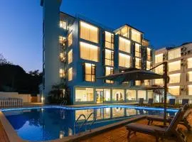 Yangshuo Pony Hotel - Yulong River