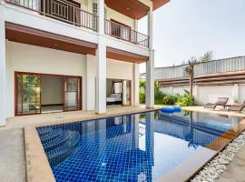 Surin villa by Pattara，位于Ban Lum Fuang的酒店