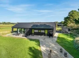 Holiday Home Elik - 500m from the sea by Interhome