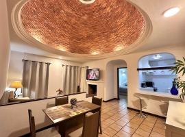 Central Petit Apartment，位于查帕拉的酒店